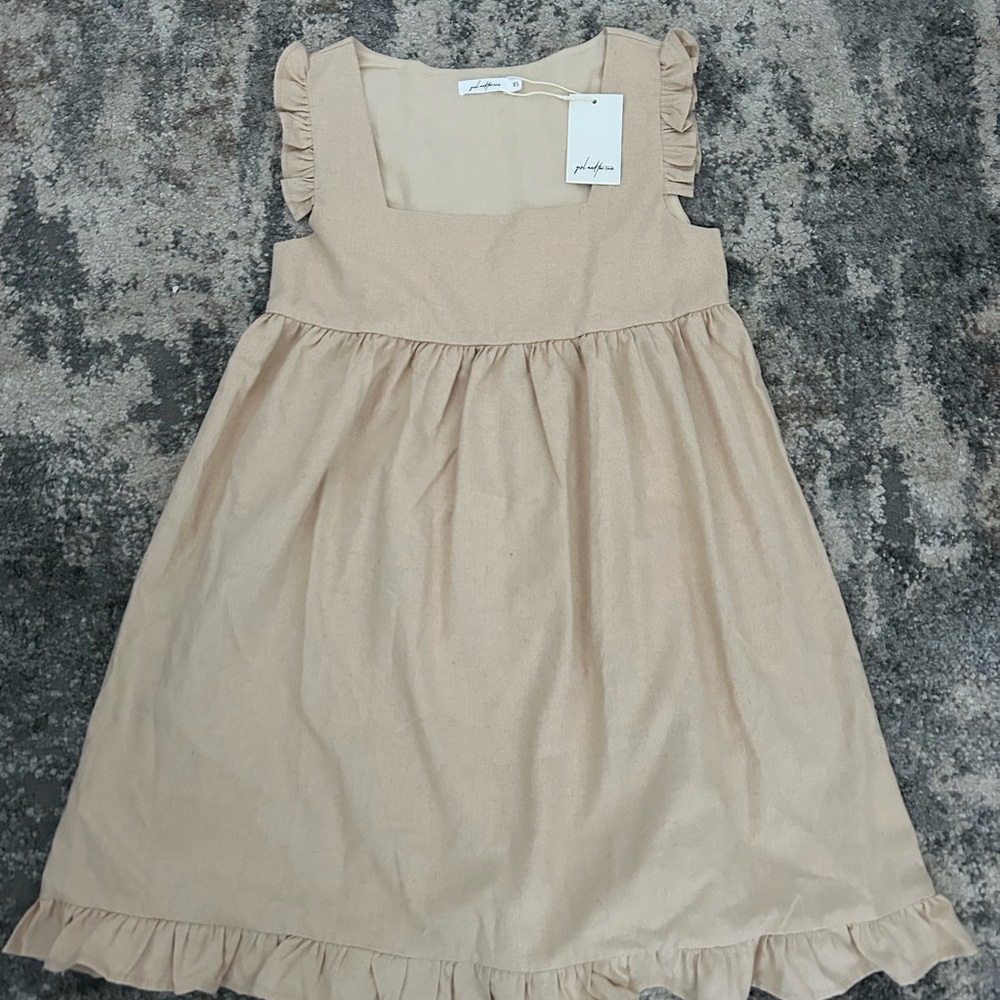 BRAND NEW Girl and the Sun Boutique dress in khaki size xs
